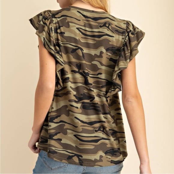 Camo Flutter Sleeve Tee - Picture 5 of 5
